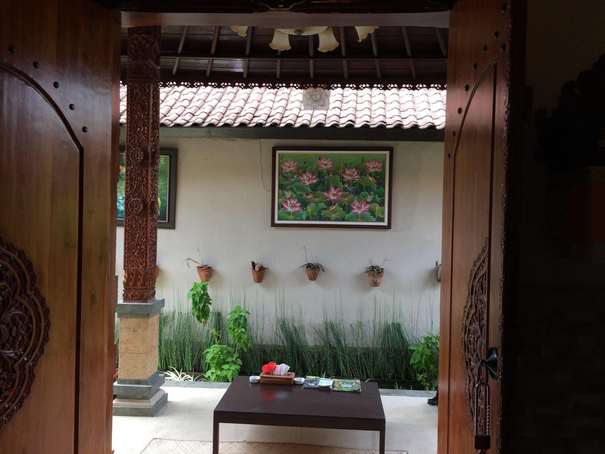 Uma Dewi Guest House Ubud  Exterior photo