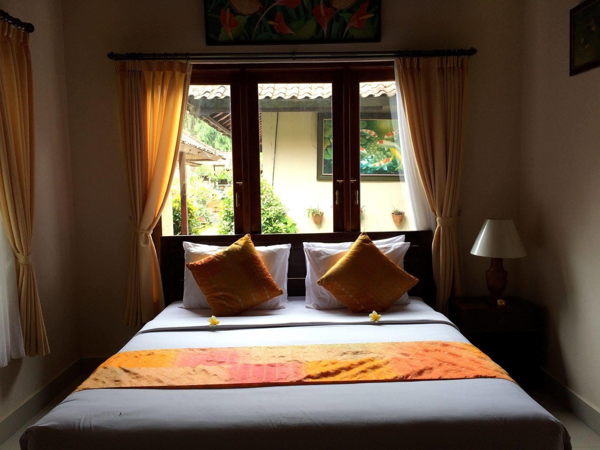 Uma Dewi Guest House Ubud  Exterior photo